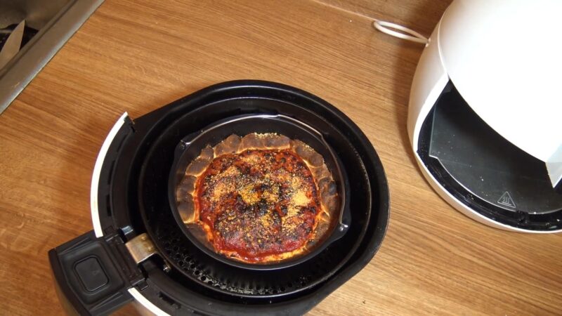 Reheating Deep Dish Pizza in Air Fryer is a good Option